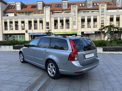 VOLVO V50 1.6 D [D2] Business 2. Tulajdonostól. Végig szervizelt. Leinformálható!