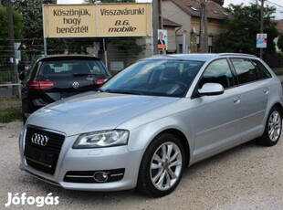 AUDI A3 Sportback 2.0 TDI Attraction Navi // XE...