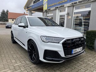 AUDI Q7 SQ7 60 TDI quattro Tiptronic ic [7 személy] Special Edition! 7 fő! Bose! Panoráma! 4 kerék kormányzás! Állófűtés! Videó!