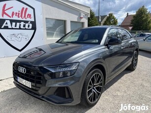 AUDI Q8 50 TDI quattro Tiptronic ic Szervizköny...