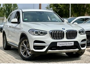 BMW X3 xDrive20d xLine (Automata) garanciális. vezetett szerviz könyv. szép állapot