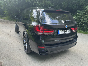 BMW X5 M50d (Automata)