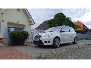 FORD FIESTA 2.0 ST