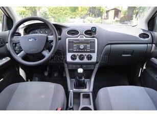 FORD FOCUS 1.6 Ambiente (Friss műszaki vizsga)