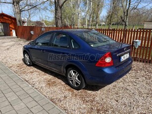 FORD FOCUS 1.6 Ti-VCT Ghia