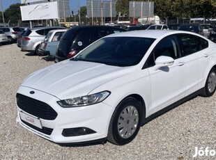 Ford Mondeo 2.0 TDCi Business Szervizkönyv