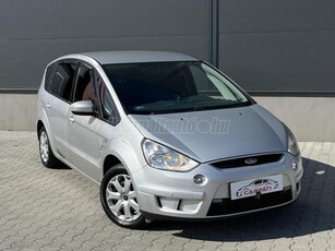 FORD S-MAX 1.8 TDCi Titanium 7 személyes 1900 Kg. vonóhorog Navigáció