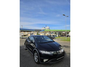 HONDA CIVIC 1.4 Sport Vezetett szervizkönyv!