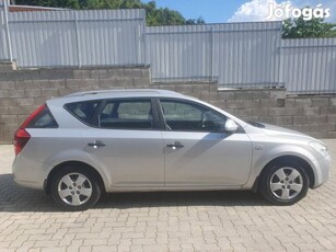 KIA CEE'D SW 1.4 EX 171000km klima 1tulaj