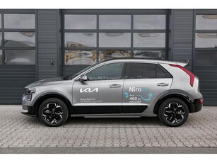 KIA NIRO EV 65kWh Platinum Napfénytetővel