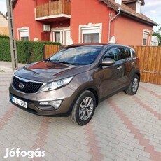 KIA Sportage 1.6 GDI EX Prémium Szép és jó álla...