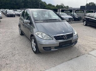 MERCEDES-BENZ A 150 Elegance