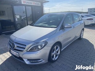 Mercedes-Benz B 180 Blueefficiency Edition Styl...