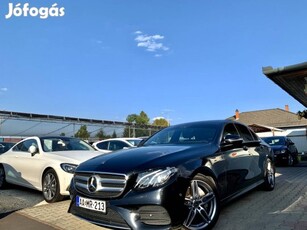 Mercedes-Benz E 220 d 9G-Tronic AMG-Line.Panorá...