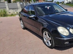 Mercedes-Benz E 320 4Matic Avantgarde (Automata)