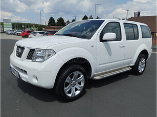 NISSAN PATHFINDER 2.5 Tdi XE