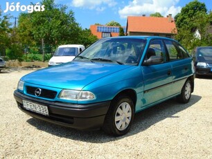 Opel Astra F 1.4 GLS 1.5-év műszakival jó motorral