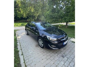 OPEL ASTRA J 1.4 T Cosmo