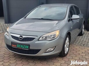 Opel Astra J 1.6 Essentia Erősebb Motorral.Dupl...