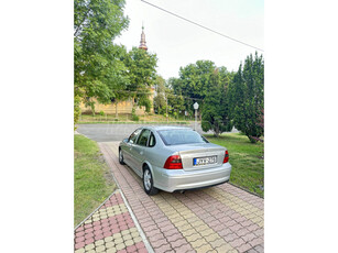 OPEL VECTRA B 1.8 16V CDX