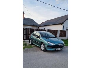 PEUGEOT 206 1.1 Presence