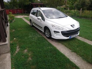 PEUGEOT 308 1.6 HDi Confort