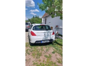 PEUGEOT 308 1.6 HDi Premium Pack