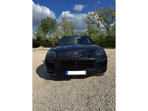 PORSCHE CAYENNE Tiptronic ic Panorámatető. Cayenne TURBO optika. Gyári sportkipuffogó rendszer