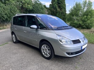 RENAULT ESPACE 2.0 dCi Expression GYÁRI FÉNYEZÉS !!! SZERVIZKÖNYV !!! FRISS VIZSGA !!! 7 ÜLÉSES !!!