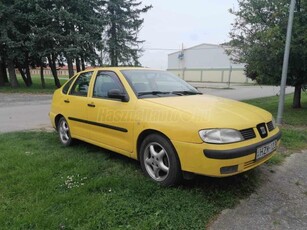 SEAT CORDOBA 1.4 16V Stella