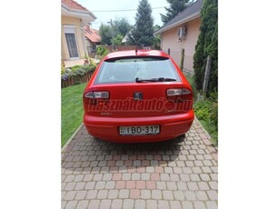 SEAT LEON 1.6 16V Stella