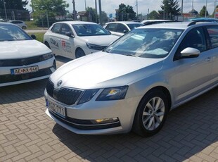 Skoda Octavia Combi 1.6 CR TDI Style Mo.-i!1Tul...