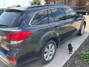 SUBARU OUTBACK 2.0 D Trend