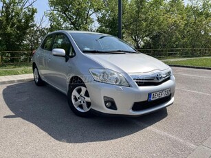 TOYOTA AURIS 1.8 HSD Sol (Automata) Téli-Nyári Felnikkel!