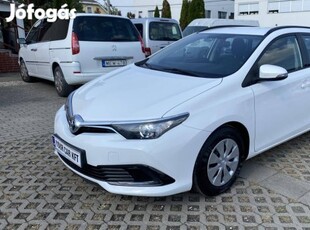 Toyota Auris Touring Sports 1.33 Live TSS 1. GA...