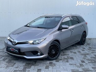 Toyota Auris Touring Sports 1.6 D-4D Executive...