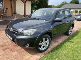 TOYOTA RAV 4 Rav4 2.2 D-4D X