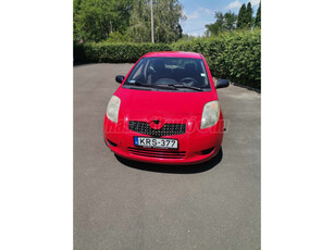 TOYOTA YARIS 1.0 Sol