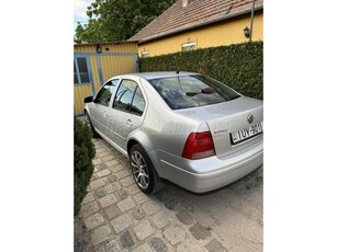 VOLKSWAGEN BORA 1.6 Comfortline