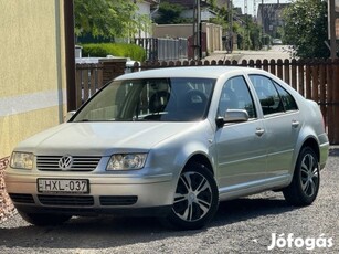 Volkswagen Bora kevés Km!