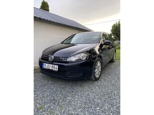 VOLKSWAGEN GOLF VI 1.6 Comfortline