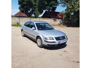 VOLKSWAGEN PASSAT V 1.6 Comfortline