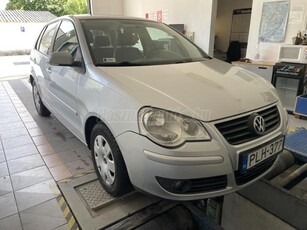 VOLKSWAGEN POLO IV 1.2 60 Trendline