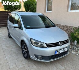 Volkswagen Touran 2.0 CR TDI Comfortline Faceli...