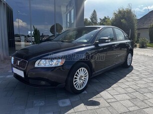 VOLVO S40 1.6 Momentum