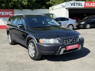 VOLVO XC70 2.4 D [D5] AWD Summum Geartronic 1tulaj NAVI Bőr Xenon Vhorog Ülésfűtés