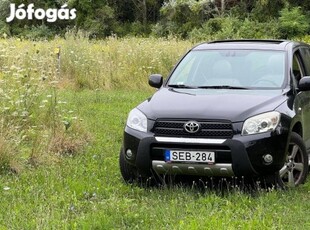 Eladó Toyota Rav4