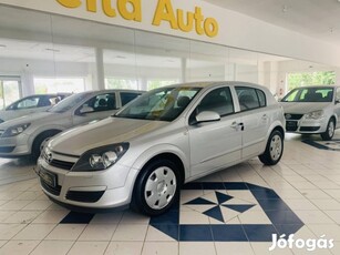 Opel Astra H 1.4 Elegance