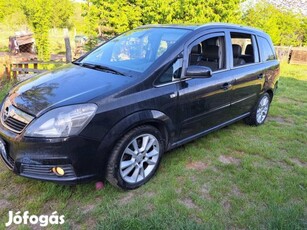 Opel Zafira B 1.9 DTI Essentia (Automata) Magas...