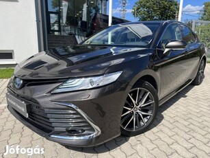 Toyota Camry 2.5 Hybrid Executive VIP CVT JBL A...